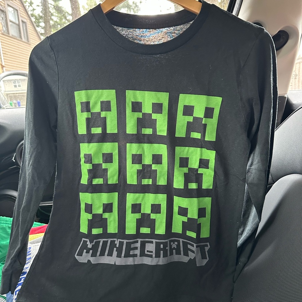 Minecraft Kids' Black Long-Sleeve Tee with Green Creeper Grid